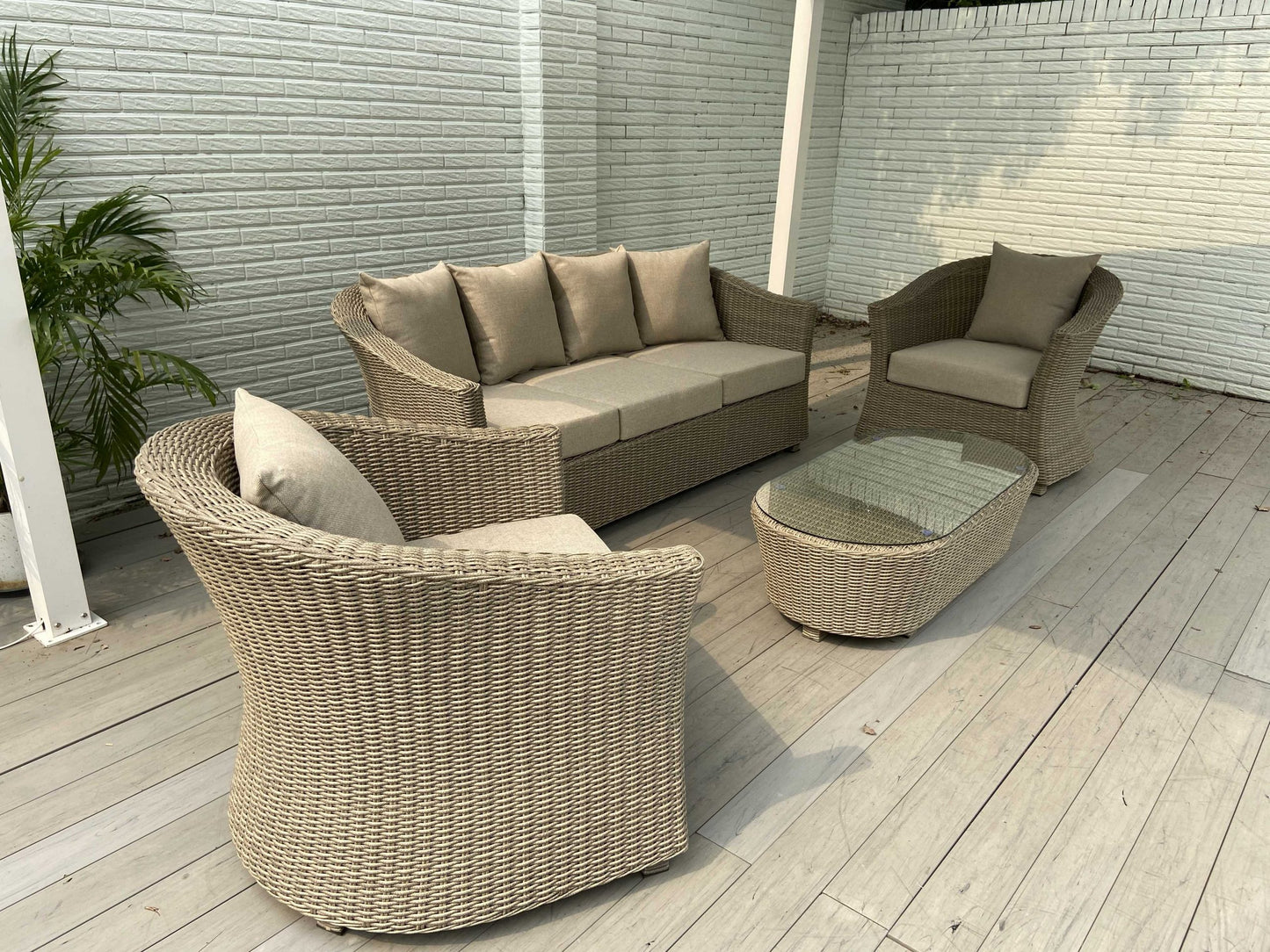 Lauko baldų komplektas Eli-808